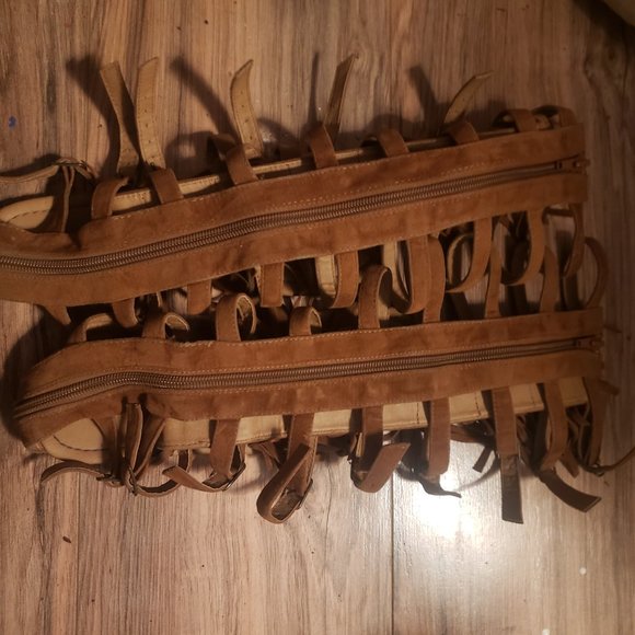 Knee high moccasin fringe sandals - Picture 2 of 3